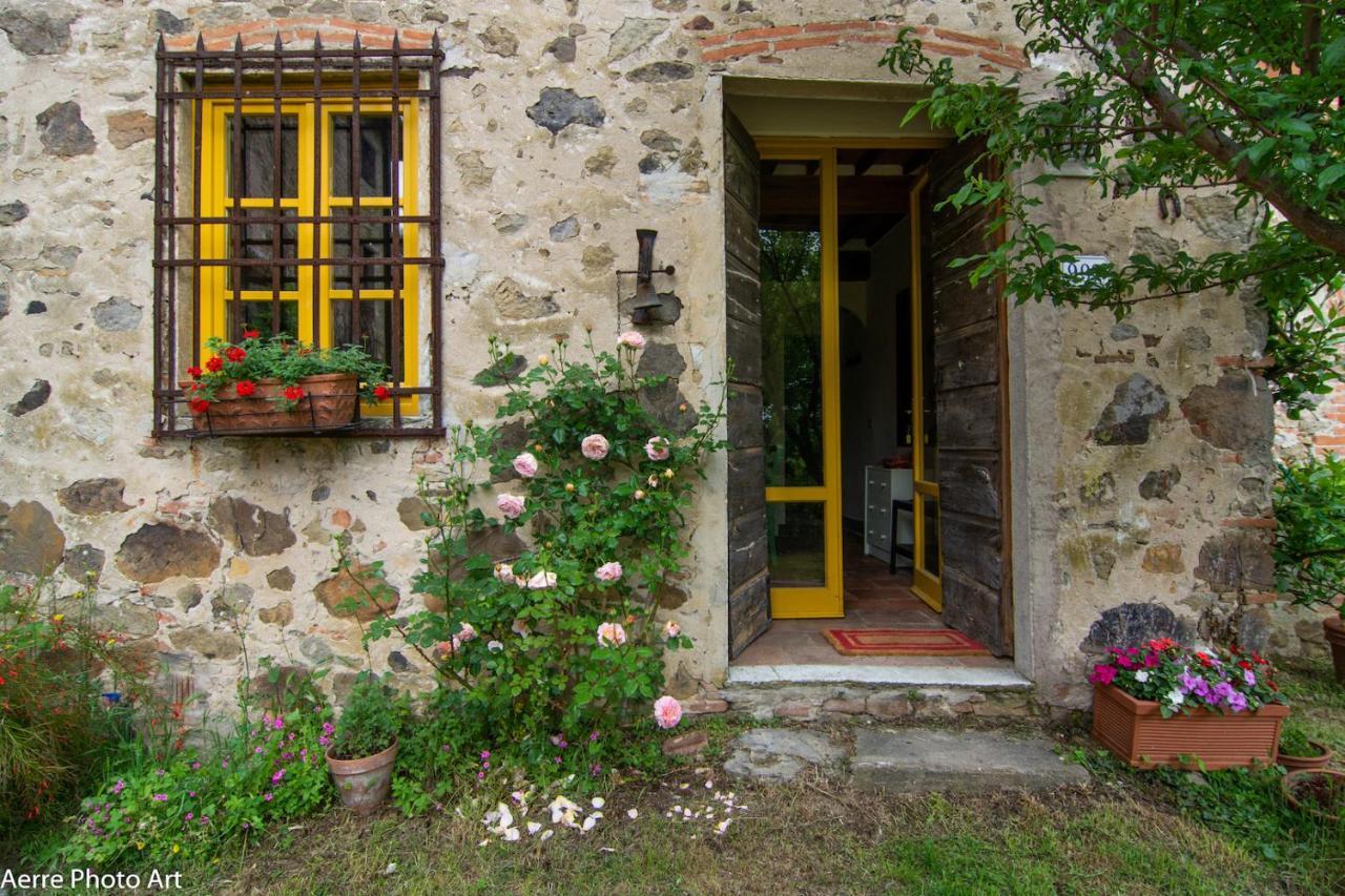 La Casina Dei Frati Villa Лука Екстериор снимка